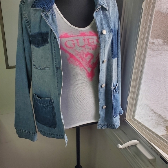 Old Navy Jean Jacket, Distressed with Pocket Blocking Size Large - Picture 1 of 11